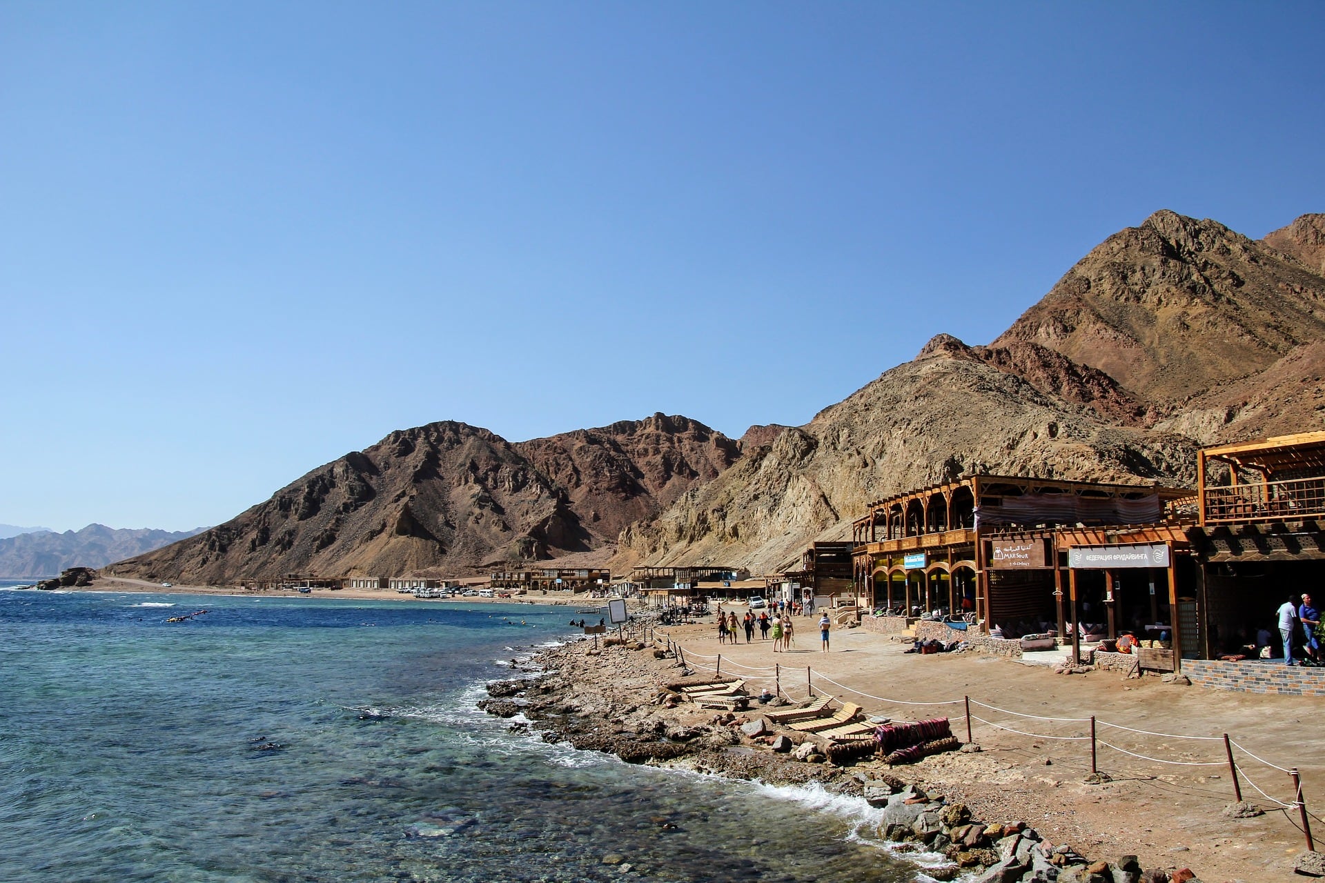 Il Blue Hole di Dahab: snorkeling ed escursione nel deserto del Sinai
