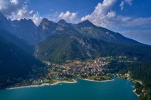 Lago di Molveno e Trentino: un paradiso per l’estate