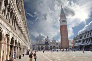 La festa di San Marco e la festa del Bocolo: le tradizioni veneziane del 25 Aprile