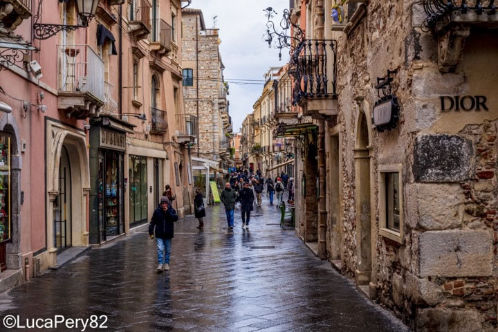 Sicilia on the road: come noleggiare un’auto, guida completa e consigli